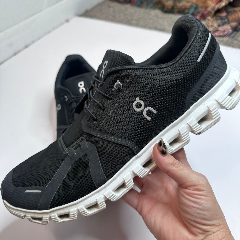 On Cloud 6 Black White Sneakers